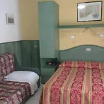 Hotel Harry's
