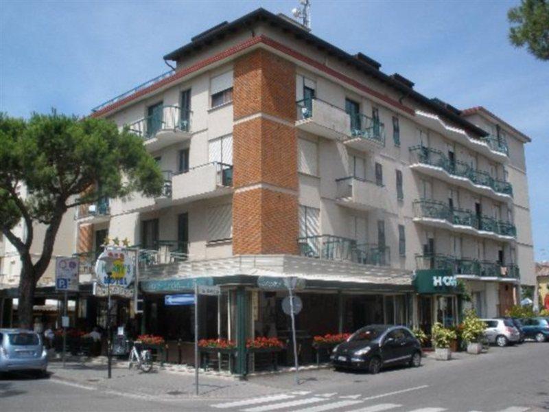 Hotel Harry's 3*