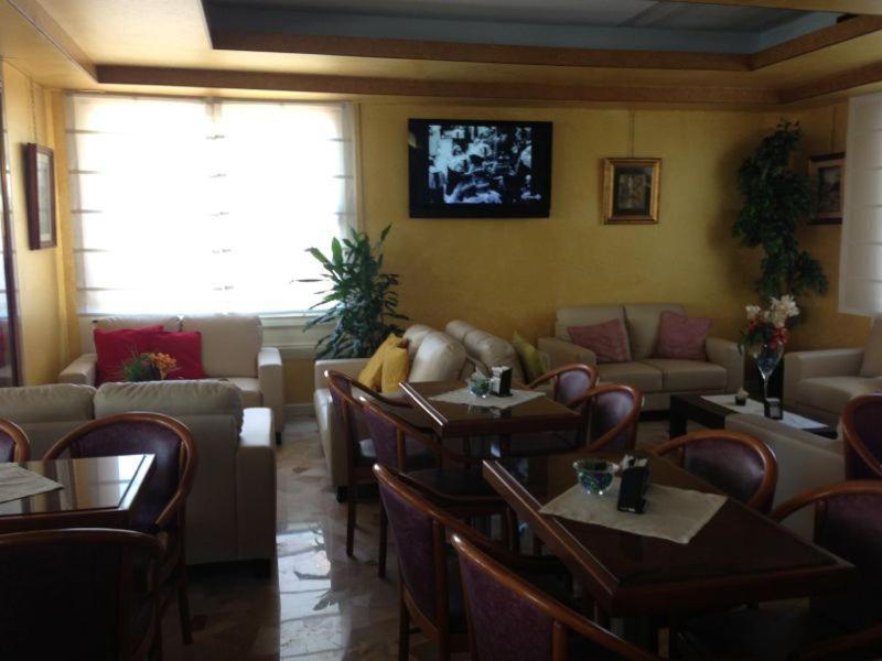 Hotel Harry's